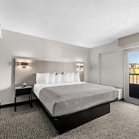 Quality Inn & Suites At Dollywood Lane Пиджен-Фордж Экстерьер фото