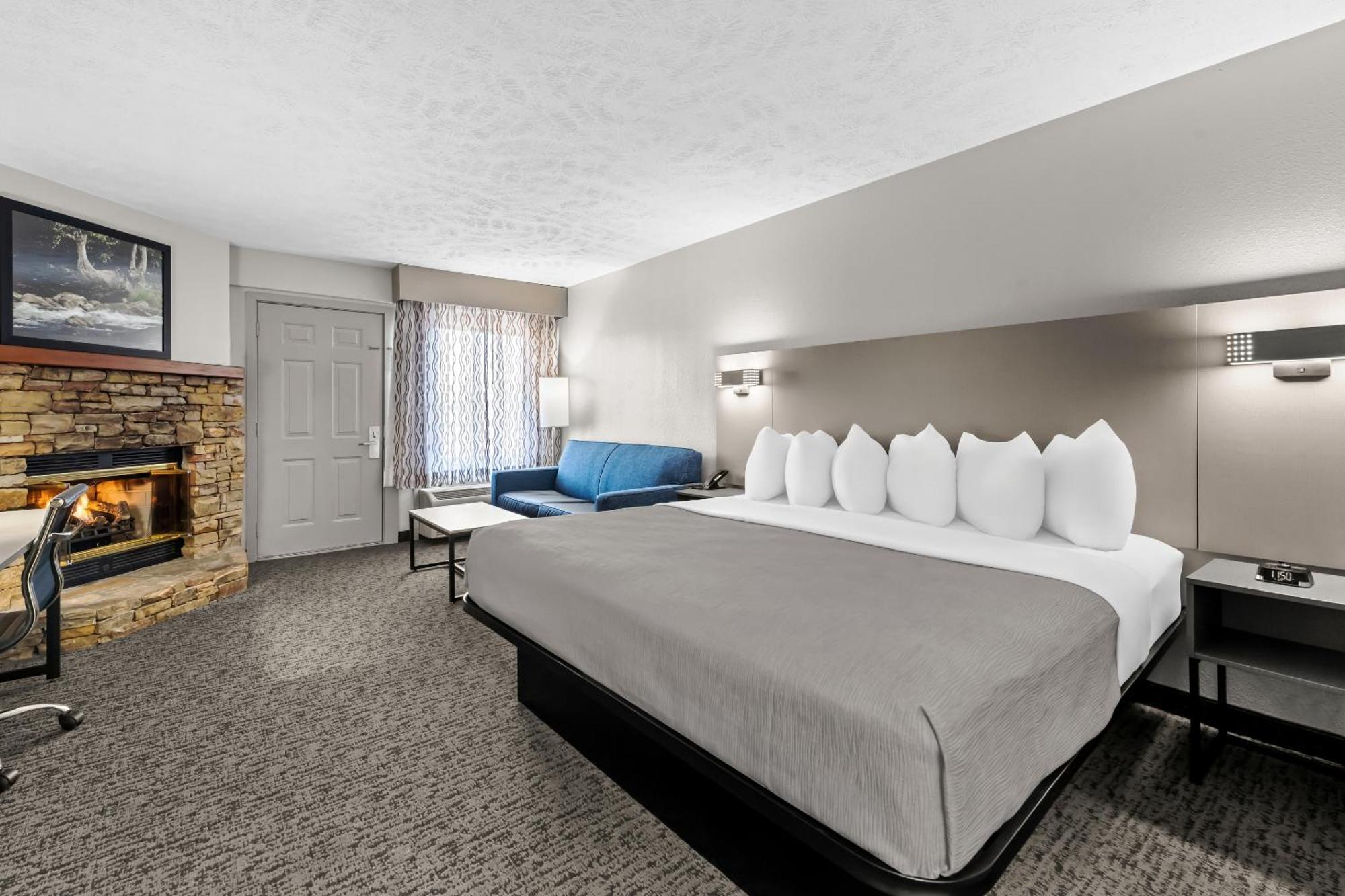 Quality Inn & Suites At Dollywood Lane Пиджен-Фордж Экстерьер фото